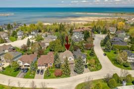 Prime Location in Collingwood! Steps to Georgian B