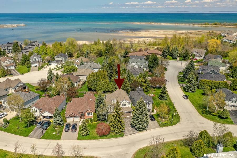Prime Location in Collingwood! Steps to Georgian B