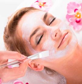 Specialized PRP hair treatment procedures by exper