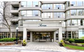 7 Townsgate Dr 100, Vaughan