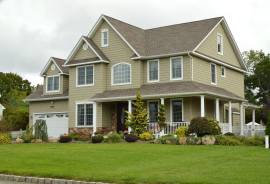 Looking  to buy  detach  house in mississauga