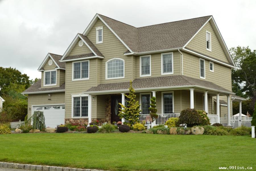 Looking to buy detach house in mississauga